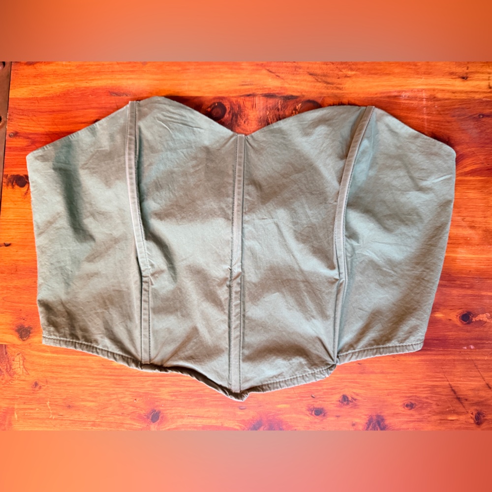 La Hearts Olive Green Corset-Style Waist Top